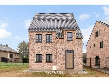 vrijstaande nieuwbouw villa op 5a 73ca in centrum paal