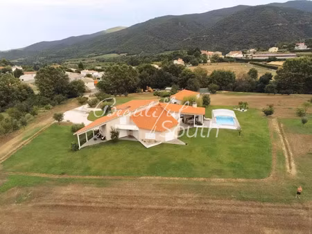 vente maison 6 pièces 279m2 rigarda 66320 - 898000 € - surface privée