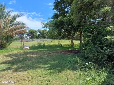 terrain 5 832 m² sainte marie