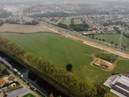 opportunité unique : 7 lots de terrain industriel