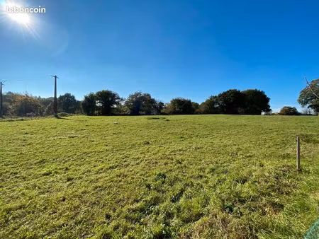 terrain de 570 m2 à deux pas du centre