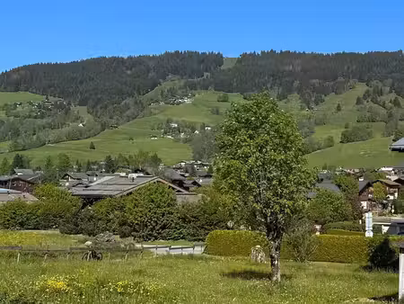 megève terrain 597 m2  à vendre avec son permis viabilisé vue  calme  ensoleillé.