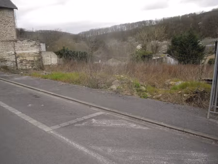 terrain constructible de 670 m2 a nouzonville