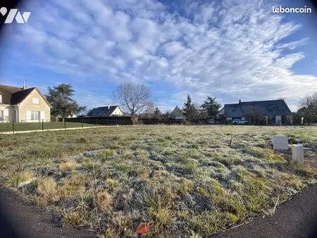 terrain 655 m² rouziers de touraine