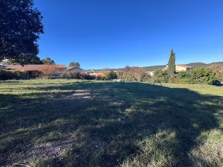 terrain constructible a vendre sur saint paul lez durance