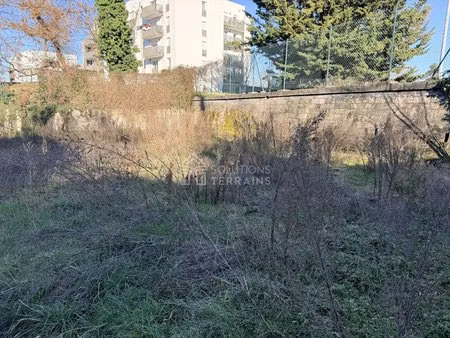 terrain constructible de 304 m² à sannois