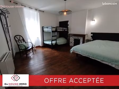 immeuble 7 pièces 180 m²