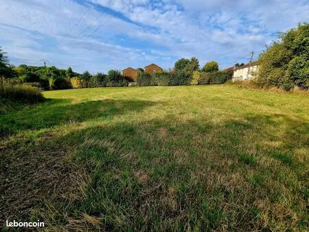 terrain 12 000 m² oulchy le chateau
