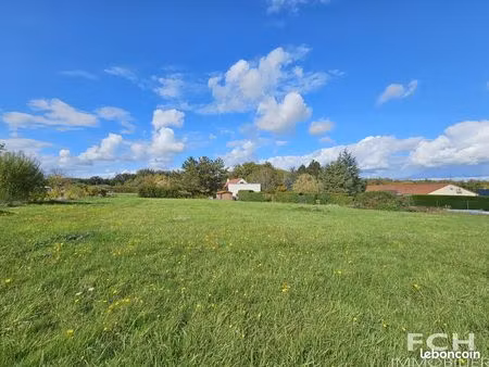 terrain 2225 m² serbannes