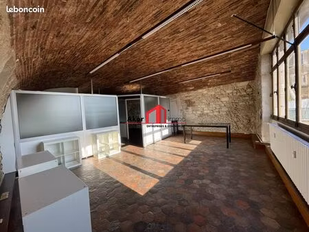 bureaux 109 m² auxerre