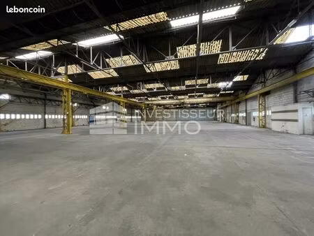 local d'activité 2 500 m²