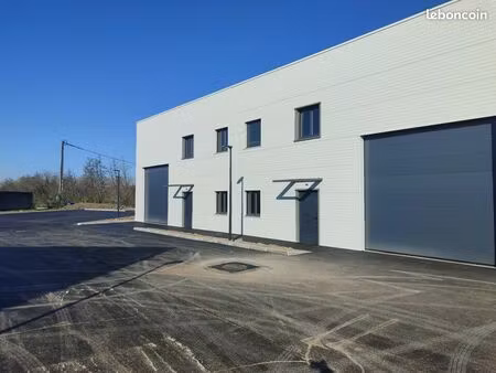 local d'activité 170 m²