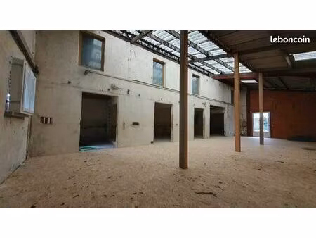 maison 2 pièces 187 m²