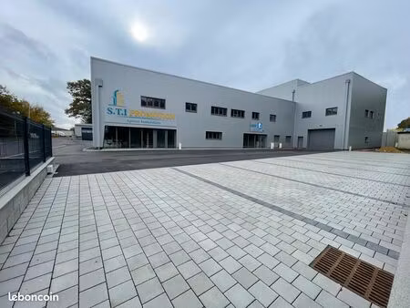 location de bureaux professionnels neufs