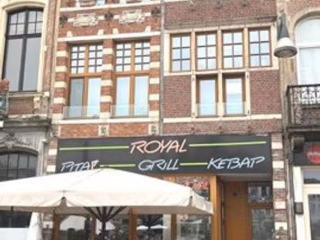 grote markt  rez commercial ±100m² usage horeca loué