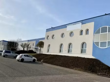 location entrepôt faulquemont 57380