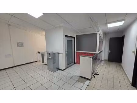 bureaux a louer 394 m² / zone ravine a marquet