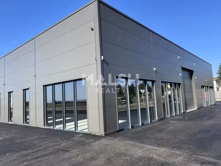 locaux commerciaux à la côte saint andré - a louer - 555 m² divisibles à partir de 135 m²