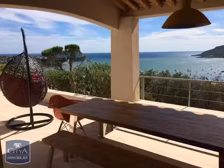 maison à louer 6 pièces 135 m² - saint-raphaël (83) - 3 800€