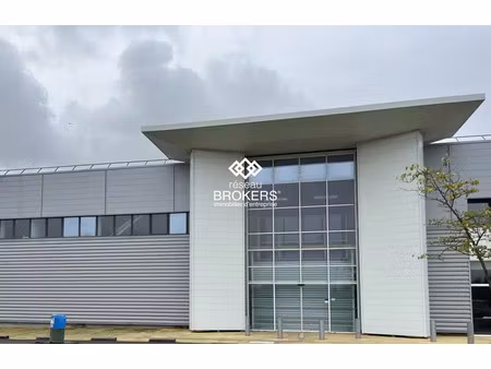 loue local commerciale de 1250 m²