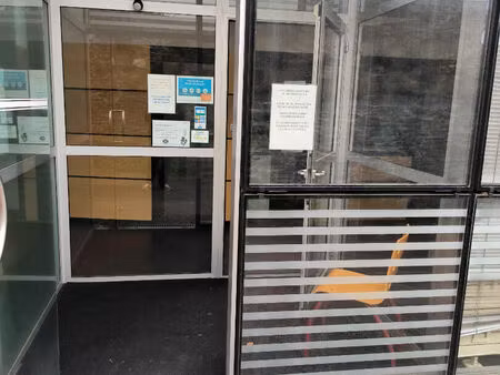 local d activite idealement situe sur treguier