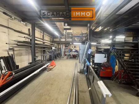 locaux mixtes de 293m²