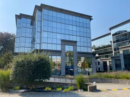 bureaux à louer à evere
