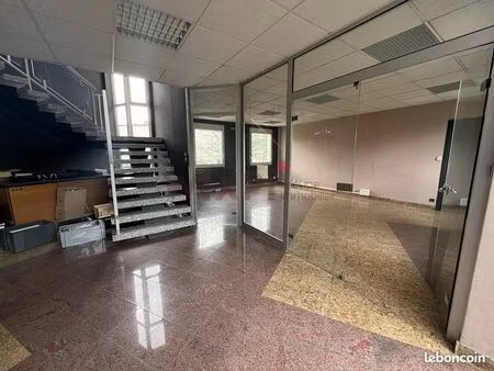 bureaux 51 m² ternay
