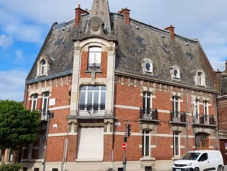 à louer bureau 495 m² – 3 500 € |cambrai