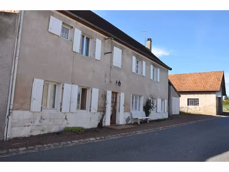 vente maison 5 pièces 122 m² à andelaroche (03120)  55 000 €