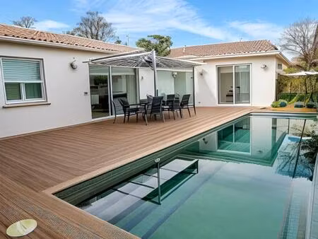 maison traditionnelle de 113 m² à cazilhac