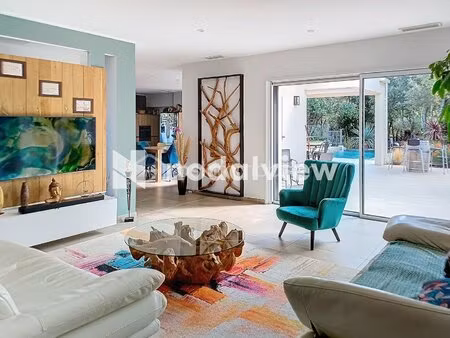 maison de 220 m² à causse-de-la-selle