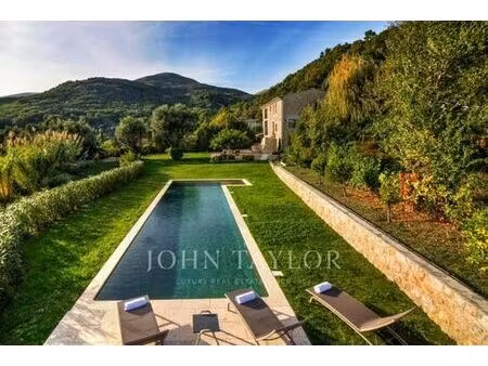maison de luxe de 6 pièces en location à vence  provence-alpes-côte d'azur