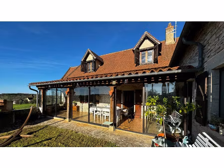vente maison 5 pièces 205 m² lugagnac (46260)