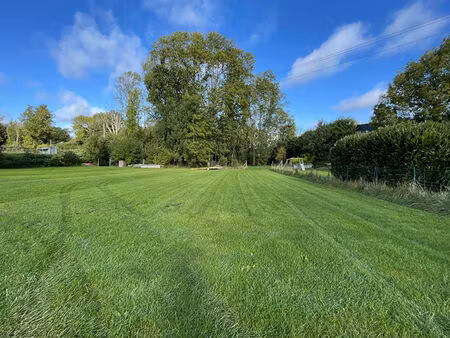 terrain epernon 3900 m2