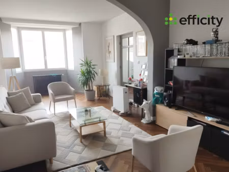 maison 6 pièces - 143 m²