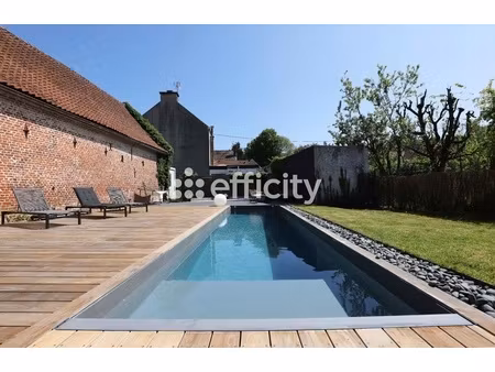 maison 8 pièces - 382 m²