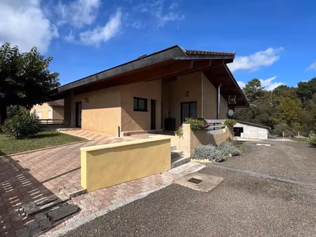 vente maison 4 pièces 240 m² gaillères (40090)