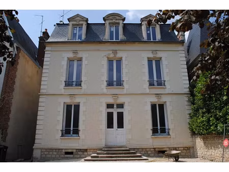 location appartement 2 pièces 42 m² à auxerre (89000)  565 €