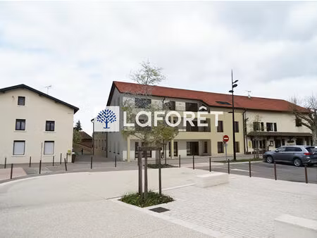 appartement centre bonnefamille t2 avec balcon et parking