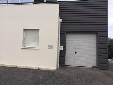 location local d'activités maxeville 201 m²