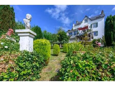 maison de luxe à vendre à rochefort-en-terre : 655 000 € | 230m²