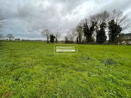 a vendre terrain constructible de 1018 m² à louvigne de bais - 109 000 € hai
