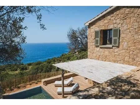 prestigieuse maison de 200 m2 en location ajaccio  france