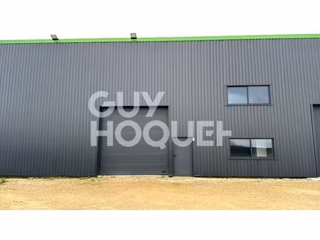 location local commercial