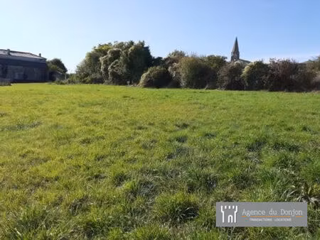 vente terrain 2300m2 pons 17800 - 41000 € - surface privée