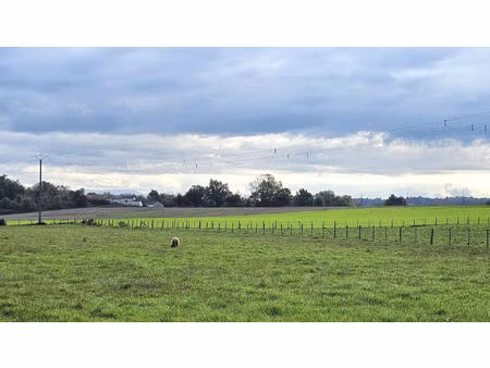 terrain constructible - saint clair de la tour 1468 m2 - au calme