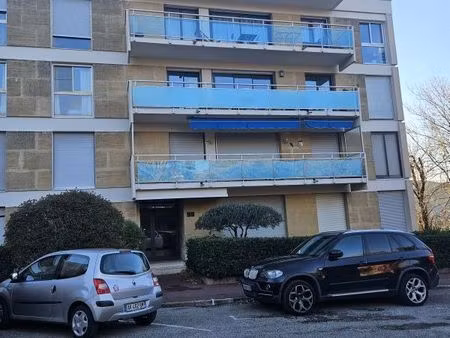 appartement 3 pièces 82 m²