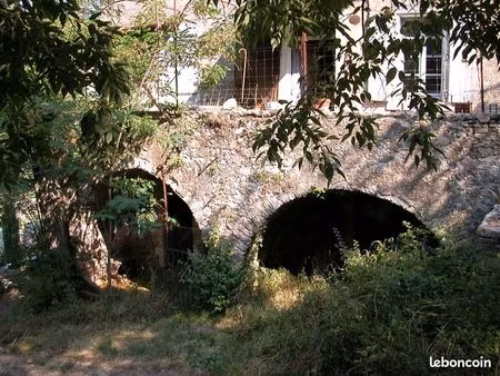 vente maison à renover 160m2 en pierres à larnas