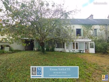 immeuble 274 m² nérondes